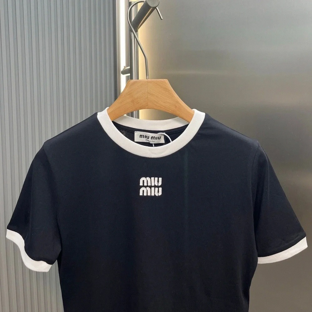 Miu Miu Form-Fitting Short-Sleeve Top in Black and White - Picture 3 of 8